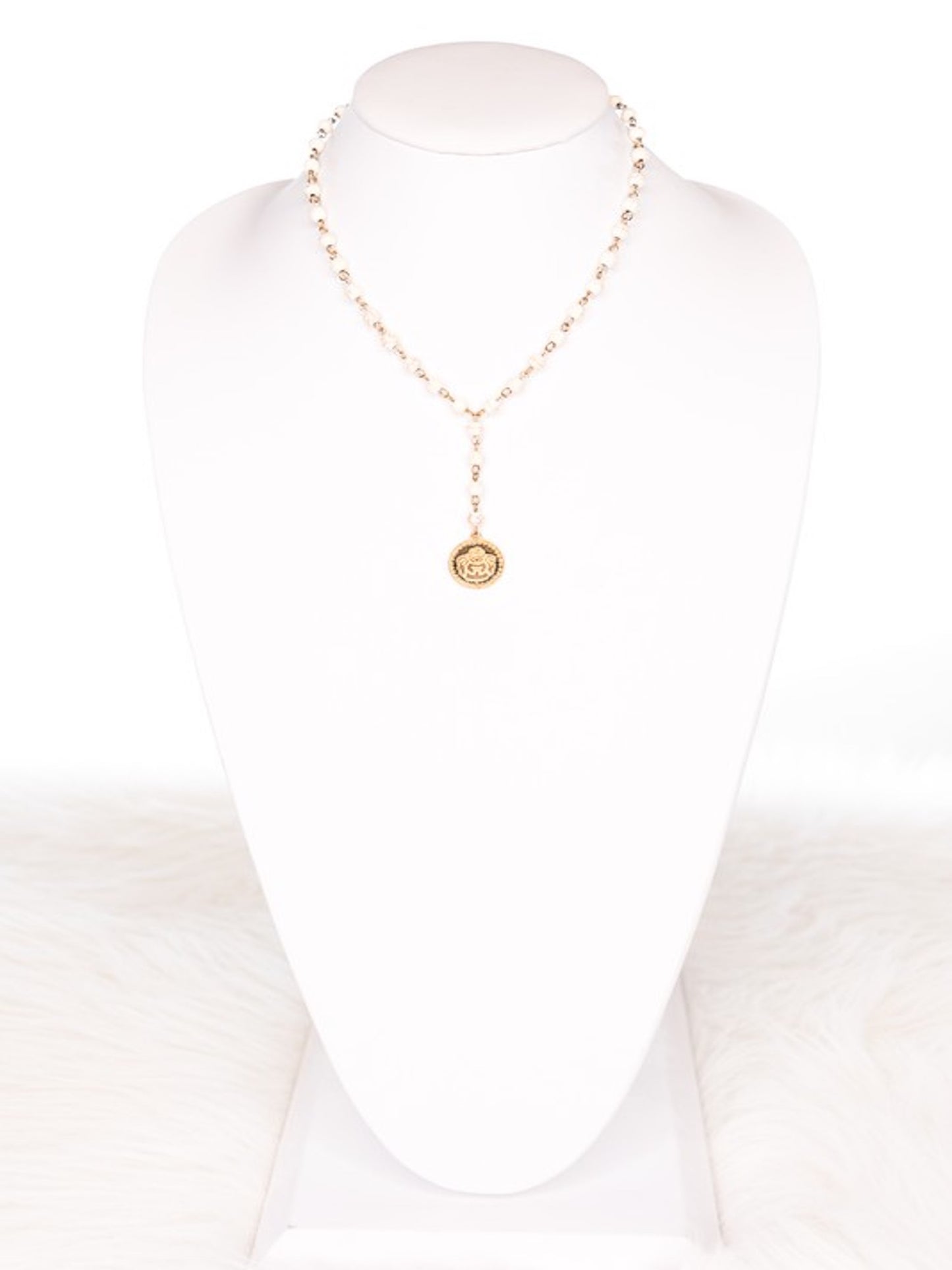 The Lucy Necklace