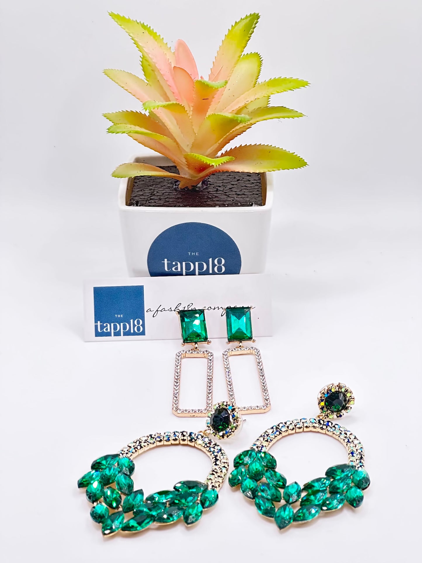 Formal Earrings in Emerald