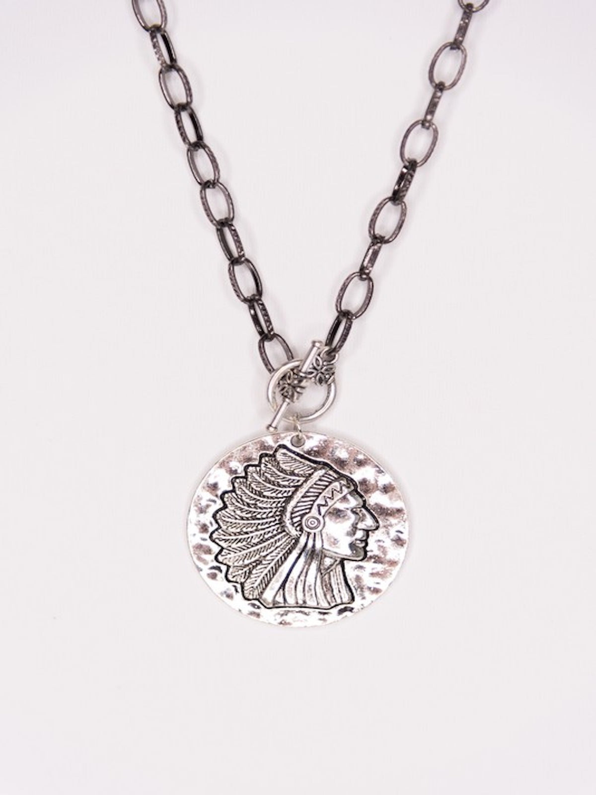 The Mila Necklace